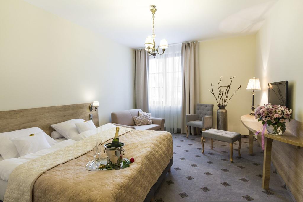 Hotel Notabene Świdnik Quarto foto